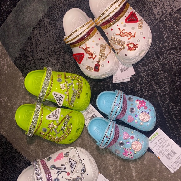 Handmade Custom CROCS - Picture 3 of 6